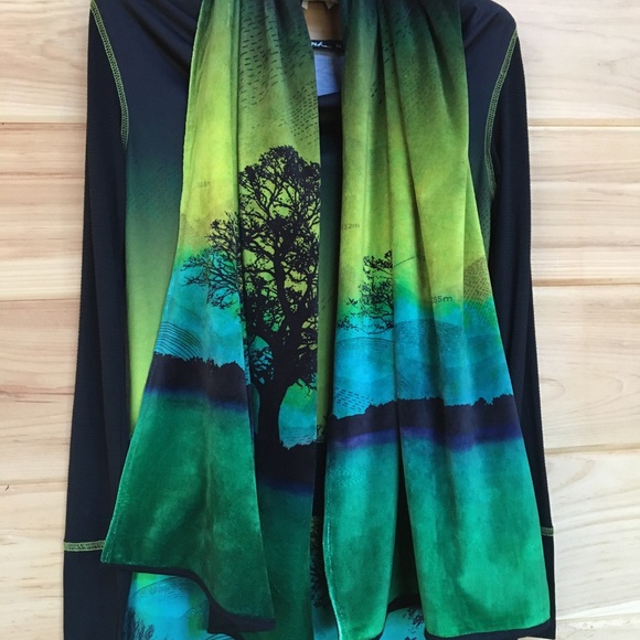 Anatopik dress and scarf set - Picture 7 of 15